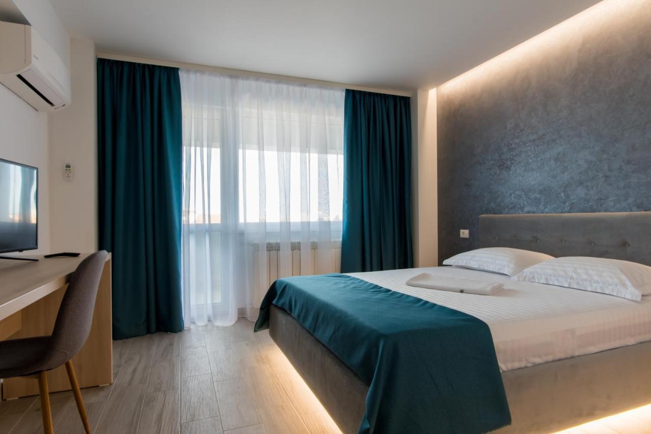 מלון Turquoise Boutique 3*
